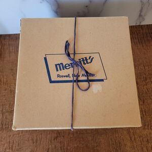 Merritts Roswell New Mexico vintage hat box cardboard brown square home decor